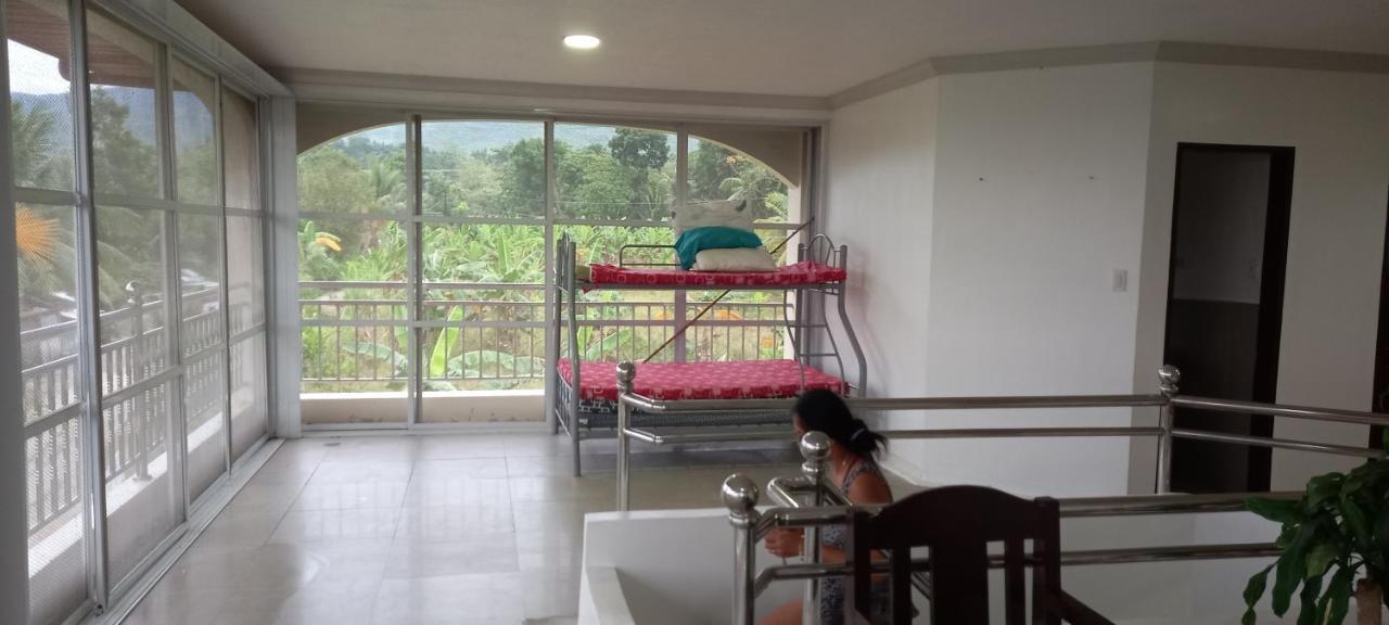 Soul Travellers Hotel Badian Exterior foto